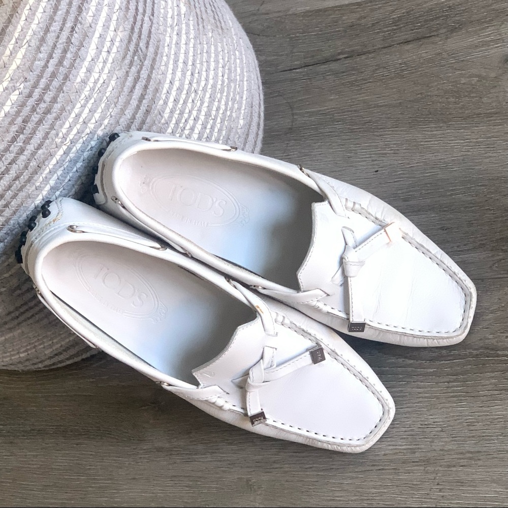 Tod’s Leather Loafers in White - Square Toe Lace Tie Moccasin Size 37 Italy